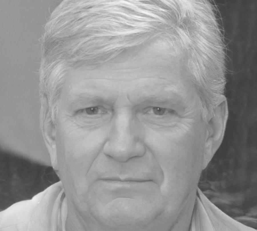 Dr. Marcus Weber, Finanzexperte und Programmleiter